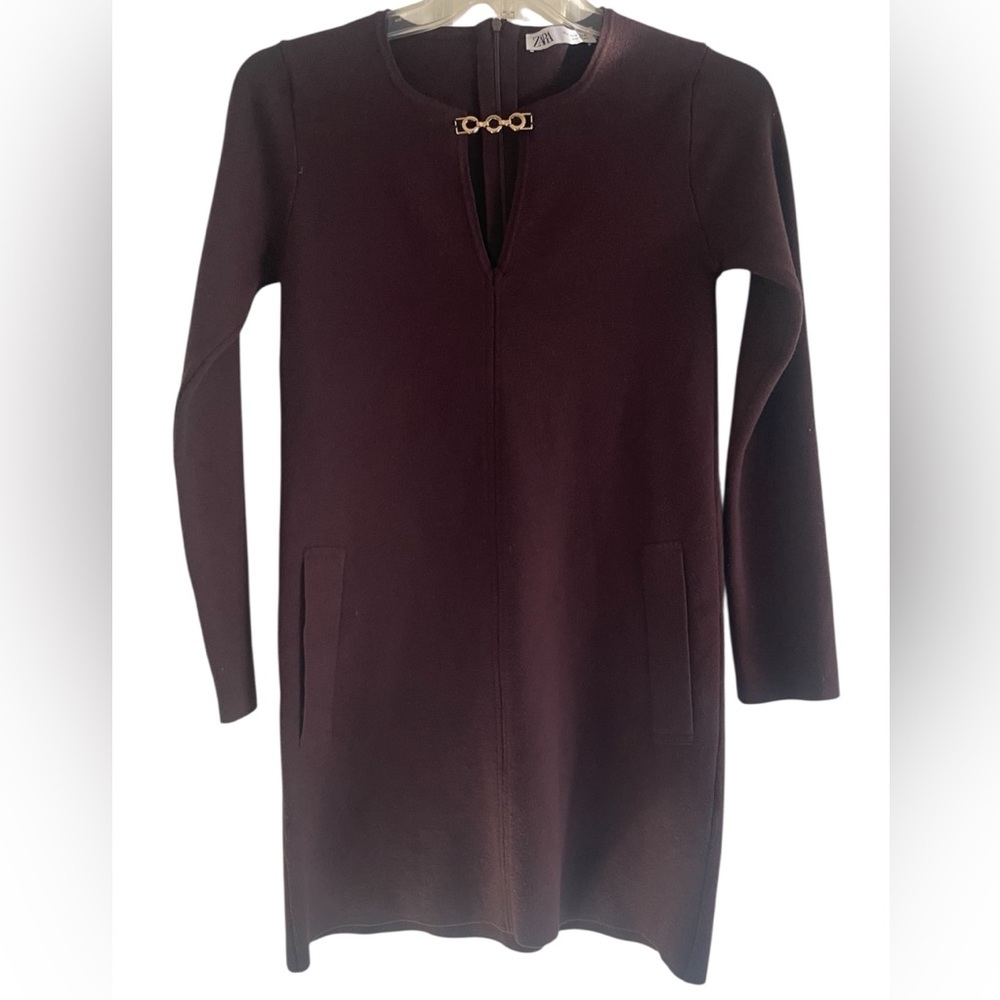 Zara Women’s Long Sleeve Brown Dress with Gold Chain Size Medium